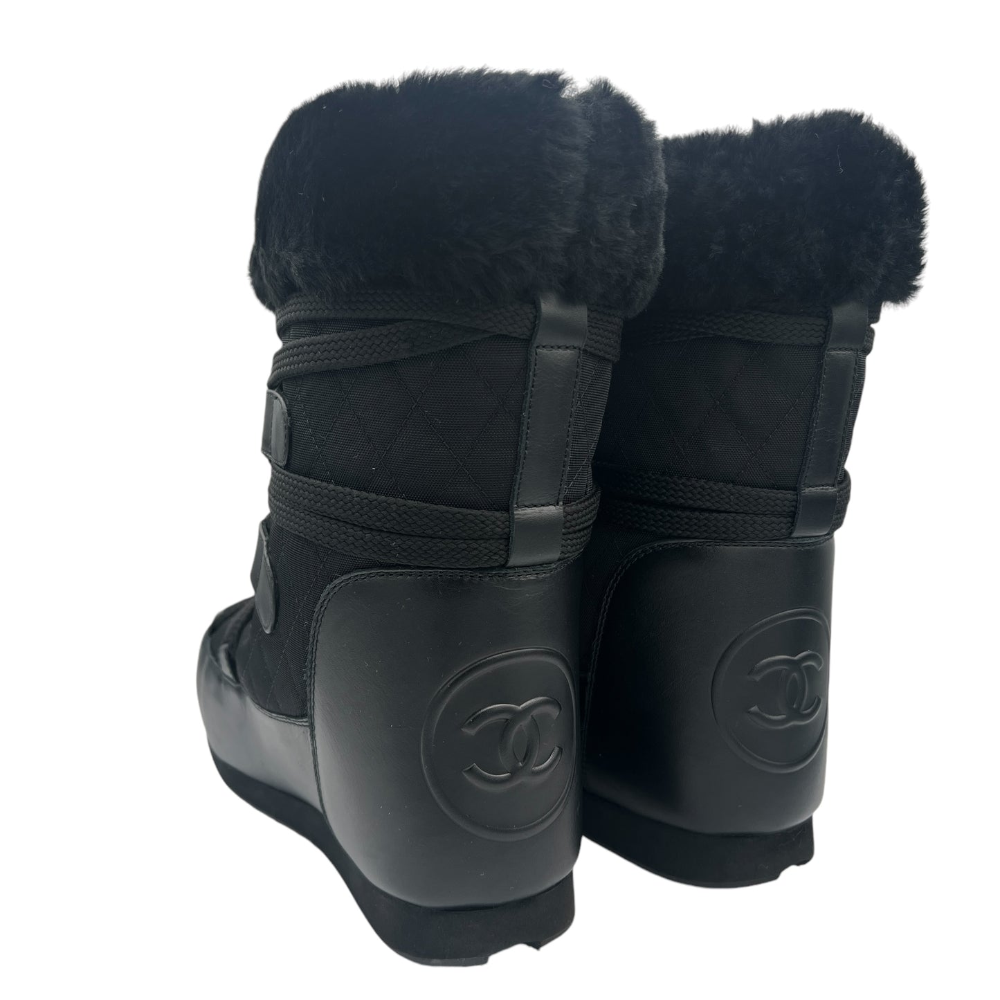 Chanel Black Shearling Moon Boots - Outfit Repeater