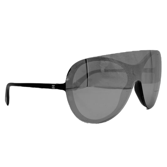 Chanel 71230 Mirrored Oversized Clip On Sunglasses