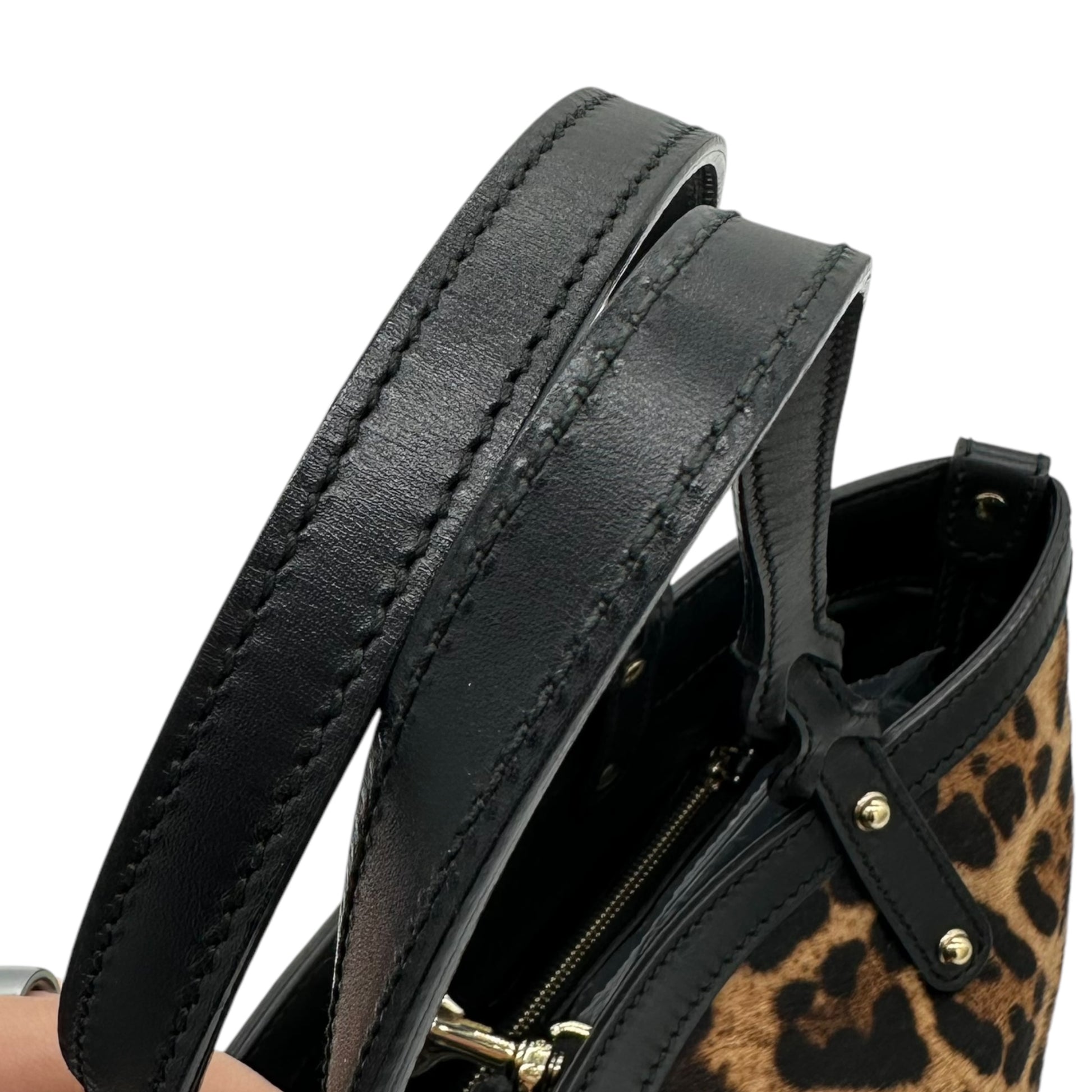 Gucci Leopard Print Pony Hair Tote Bag - Outfit Repeater