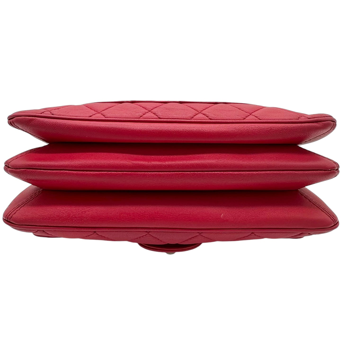 Chanel Red Quilted Leather Medium Flap Bag - Outfit Repeater