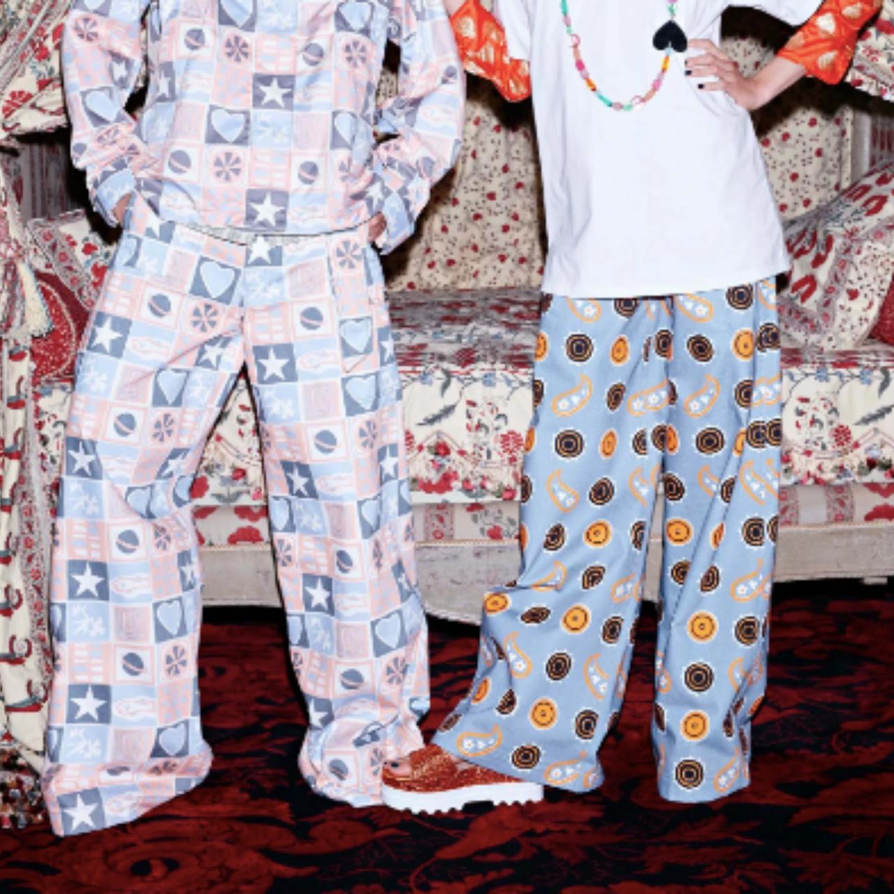 Miu Miu Resort 2017 Retro 50's/60's Inspired Printed Ultra Wide Leg High Waisted Jeans - Outfit Repeater