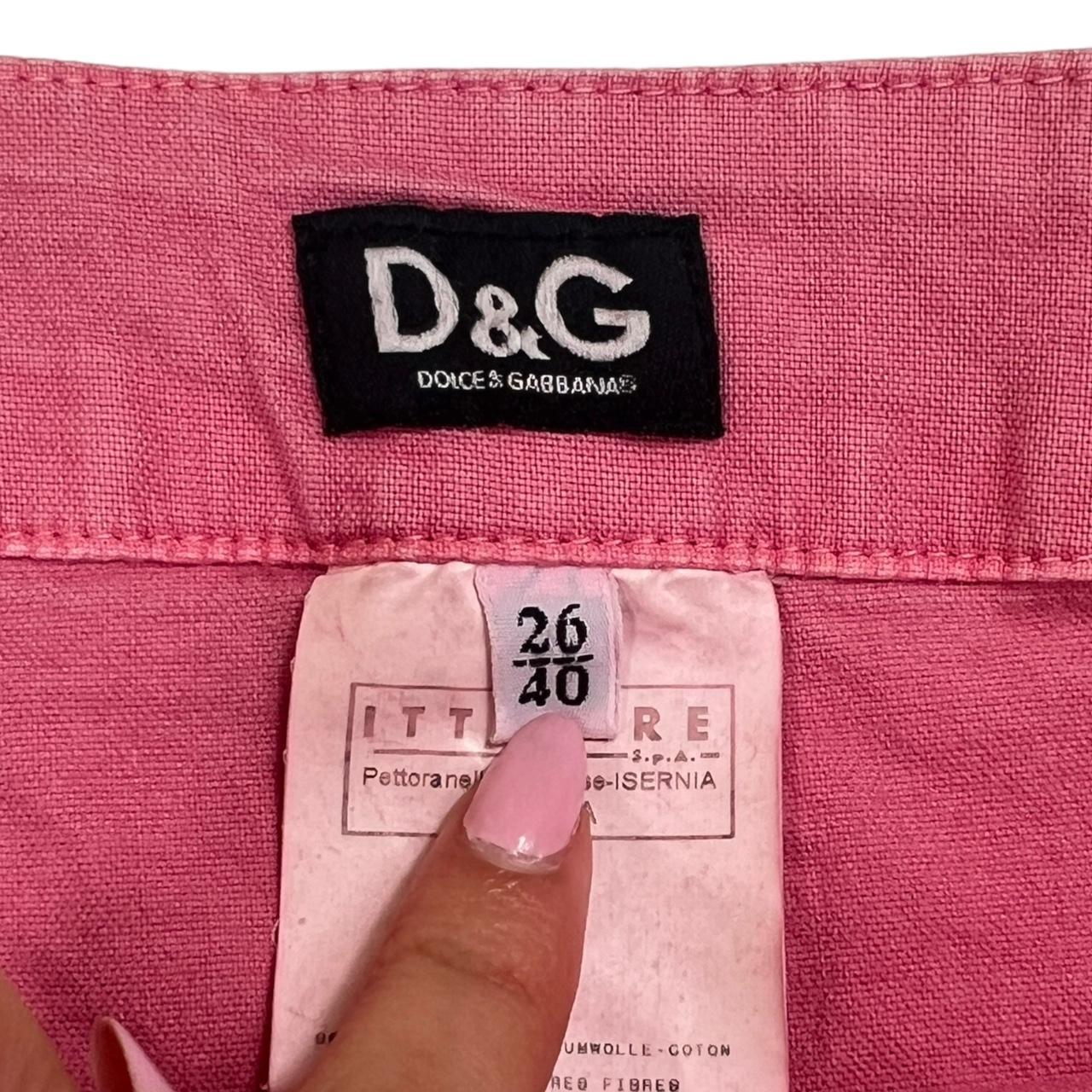 Dolce & Gabbana Pink Pleated Mini Skirt - Outfit Repeater