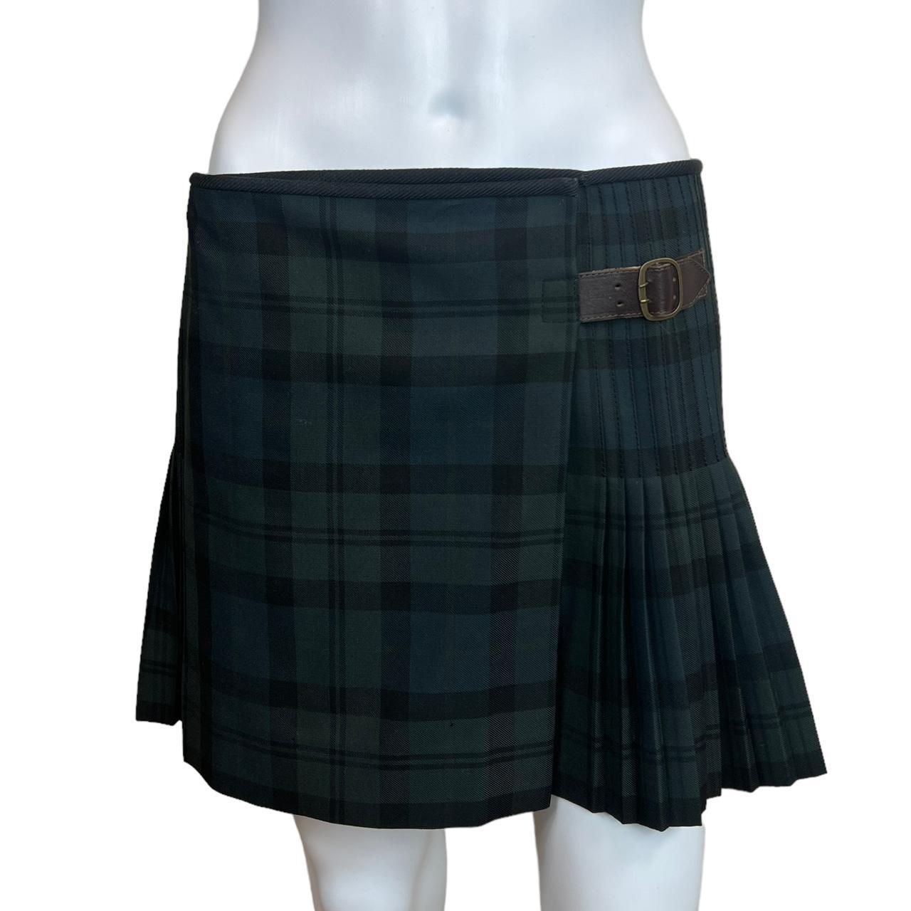 Chloé Autumn 2010 Green and Navy Plaid Print Pleated Mini Skirt with Brown Leather Buckle - Outfit Repeater