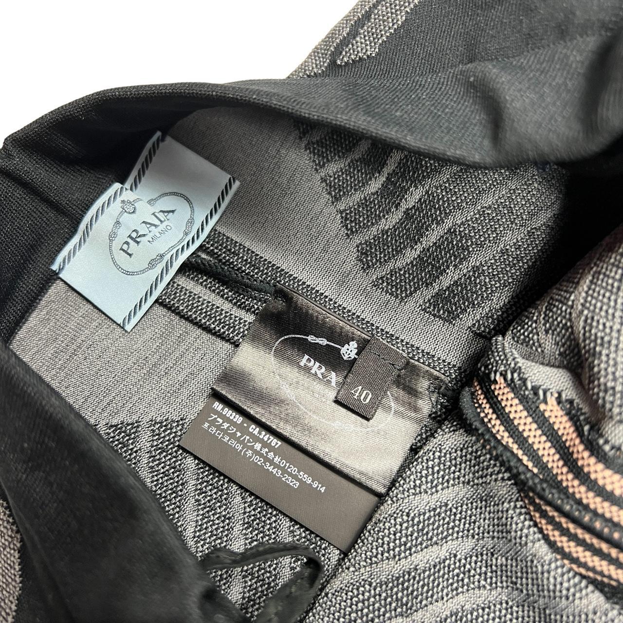 Prada Fall 2018 Gray and Pink Tech Style Knit Spandex Leggings - Outfit Repeater