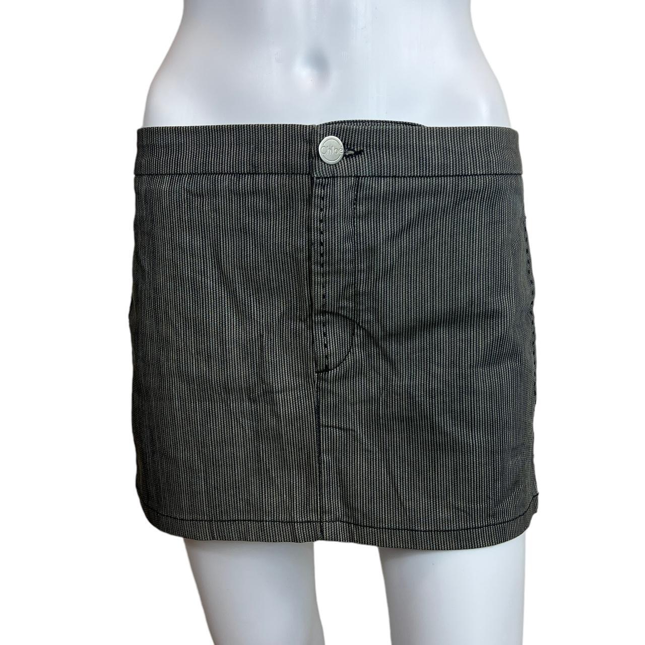 Chloé Autumn 2007 Navy and White Pinstriped Mini Skirt with Leather Logo Patch - Outfit Repeater