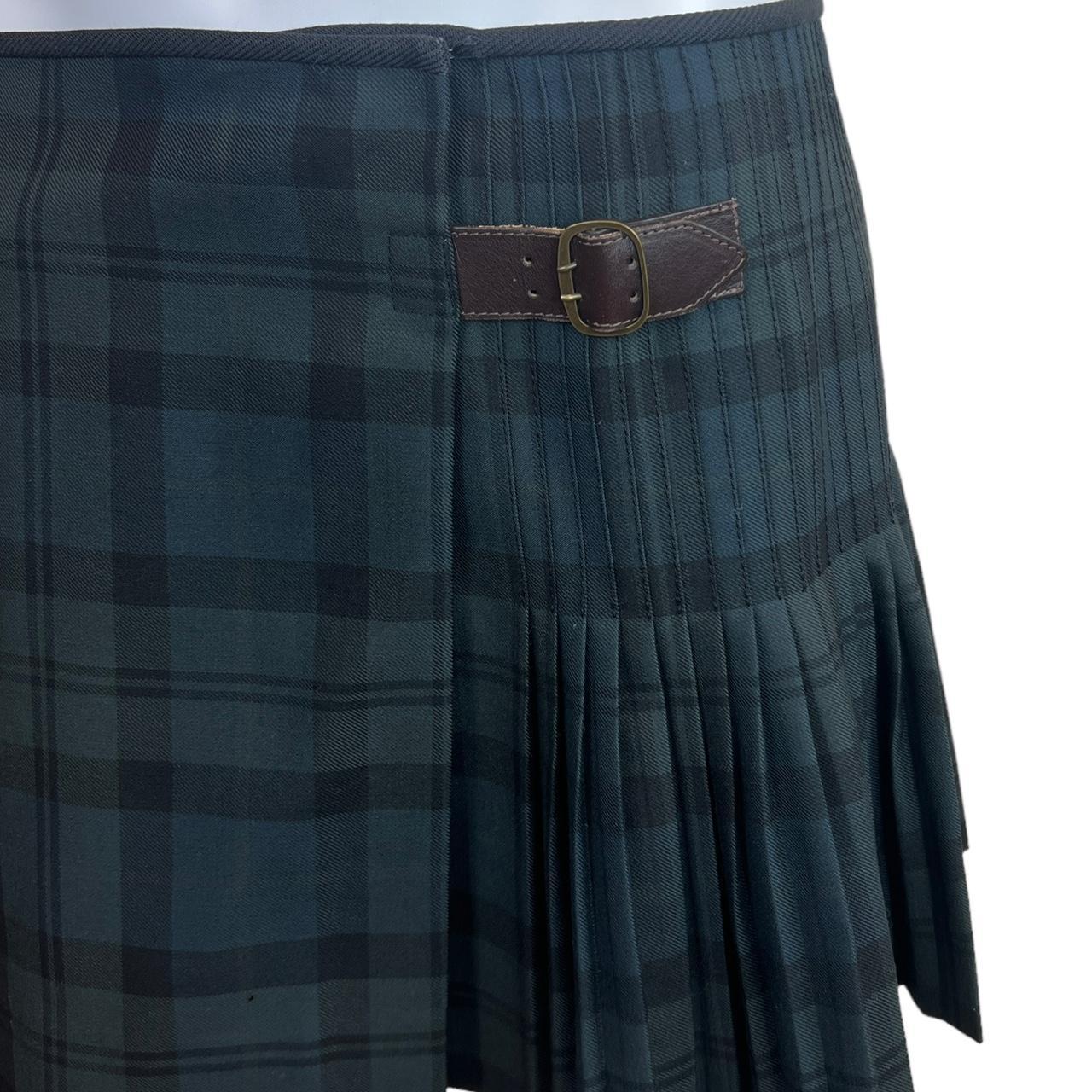 Chloé Autumn 2010 Green and Navy Plaid Print Pleated Mini Skirt with Brown Leather Buckle - Outfit Repeater