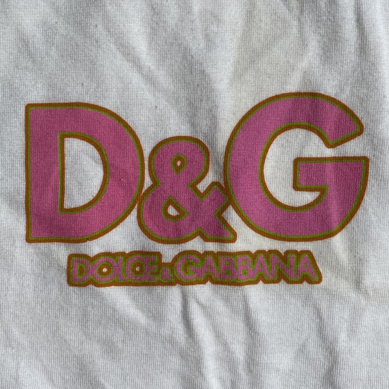 Dolce and Gabbana D&G White Pink Center Logo White T-Shirt - Outfit Repeater