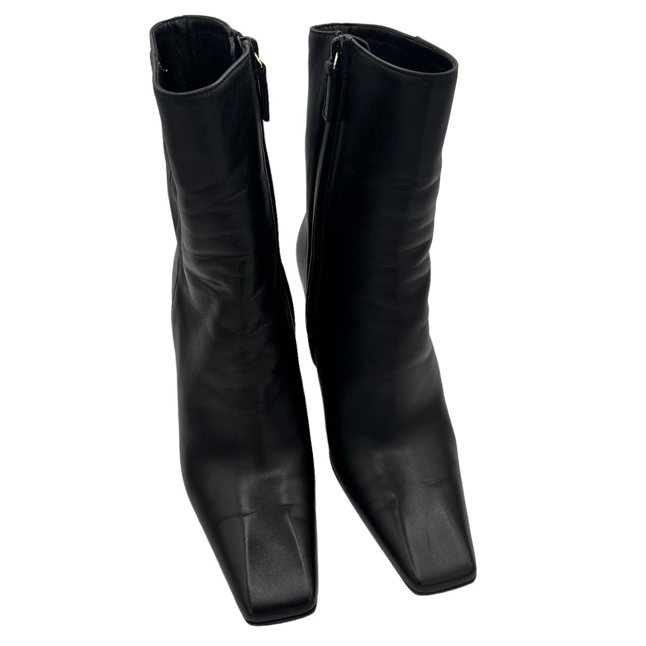 Gucci by Tom Ford Black Leather Mid Calf Boots / Booties