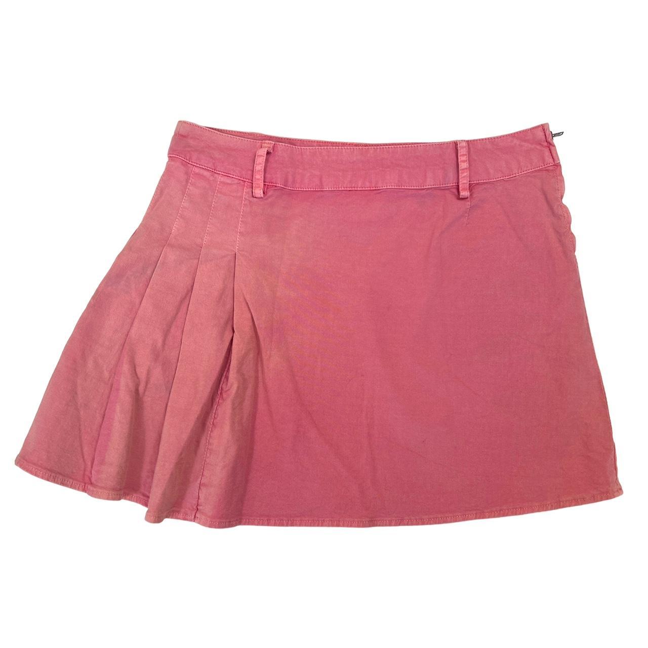 Dolce & Gabbana Pink Pleated Mini Skirt - Outfit Repeater