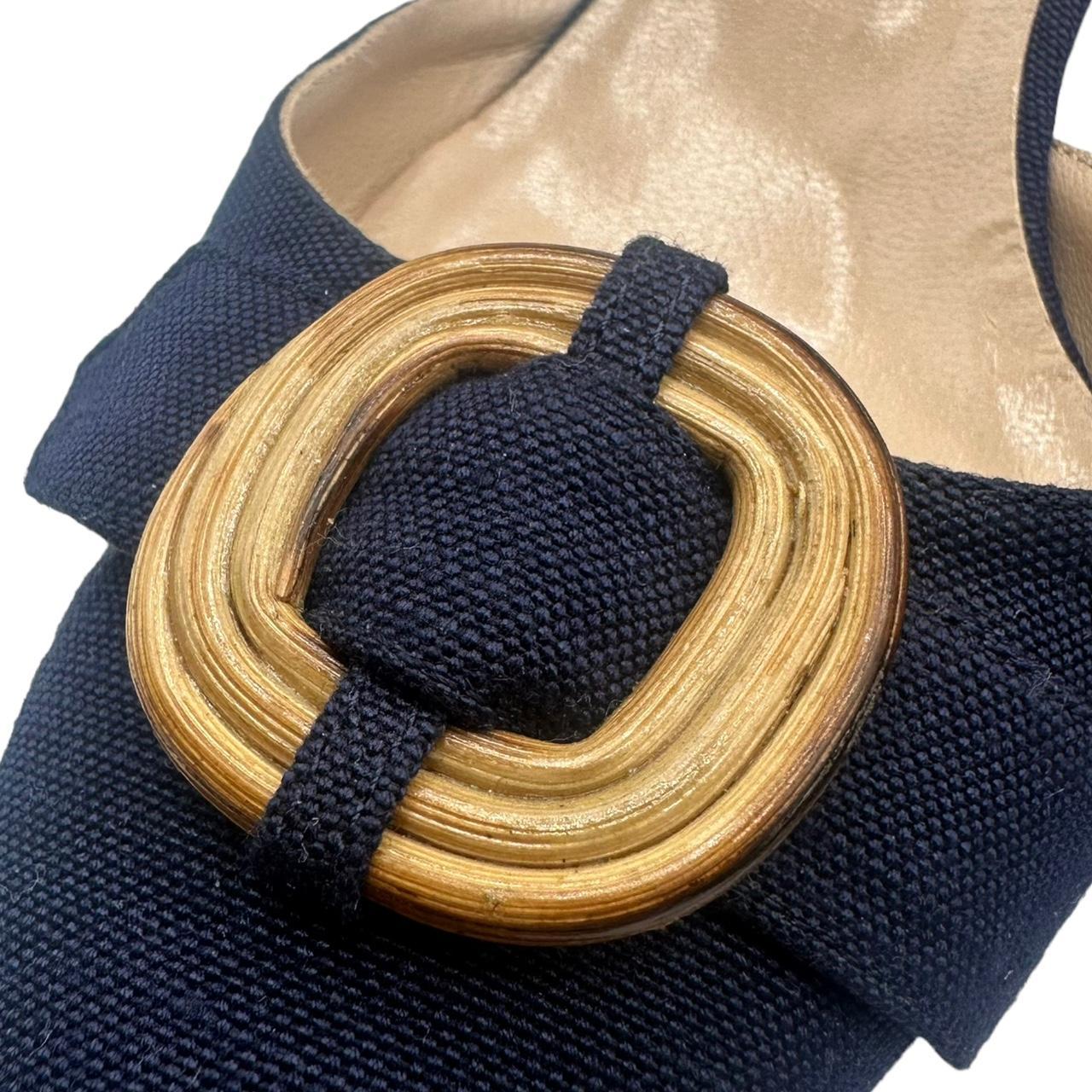 Manolo Blahnik Navy Blue Pointed Toe Slingback Heels