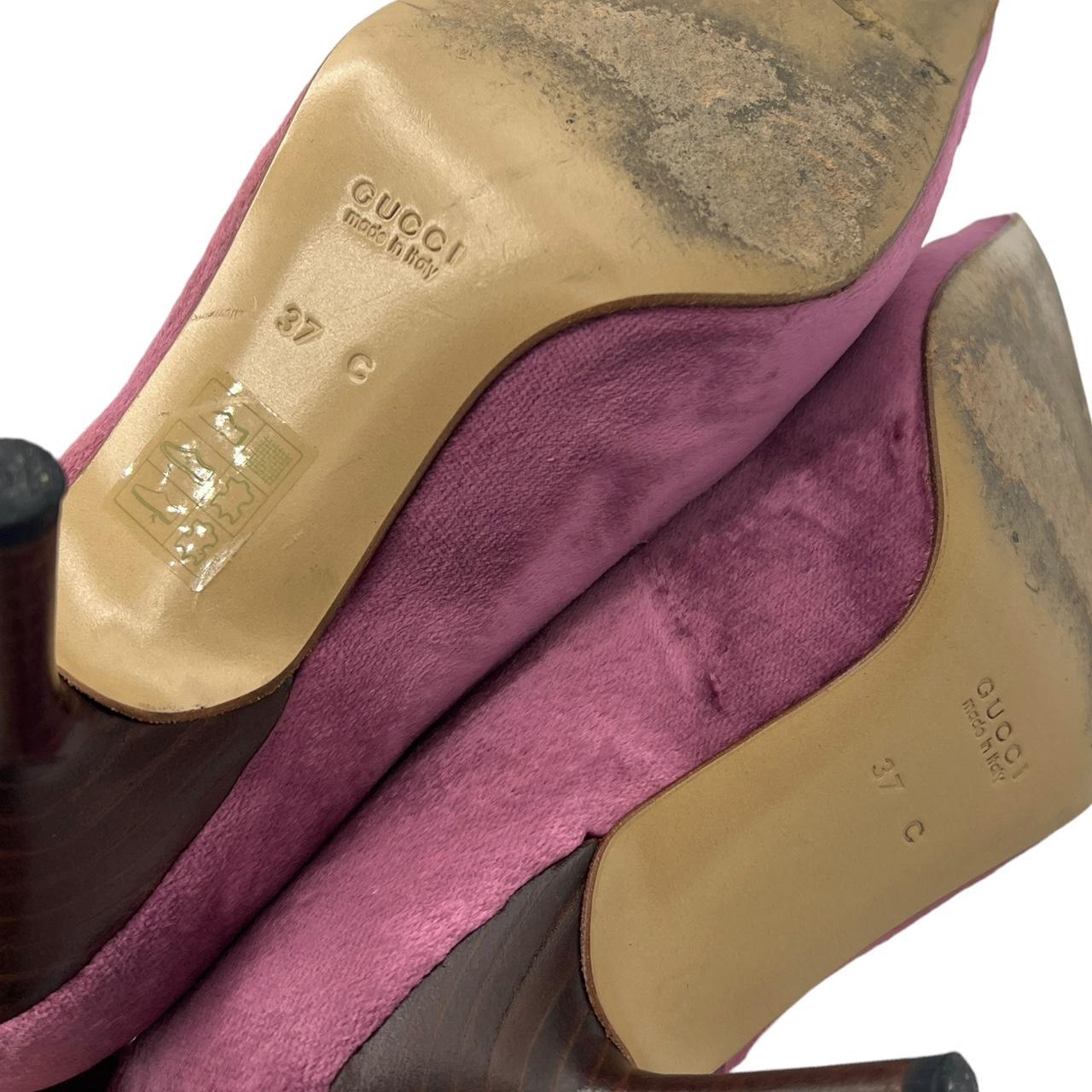 Gucci by Tom Ford Pink Velvet Pointed Toe Heels - Outfit Repeater