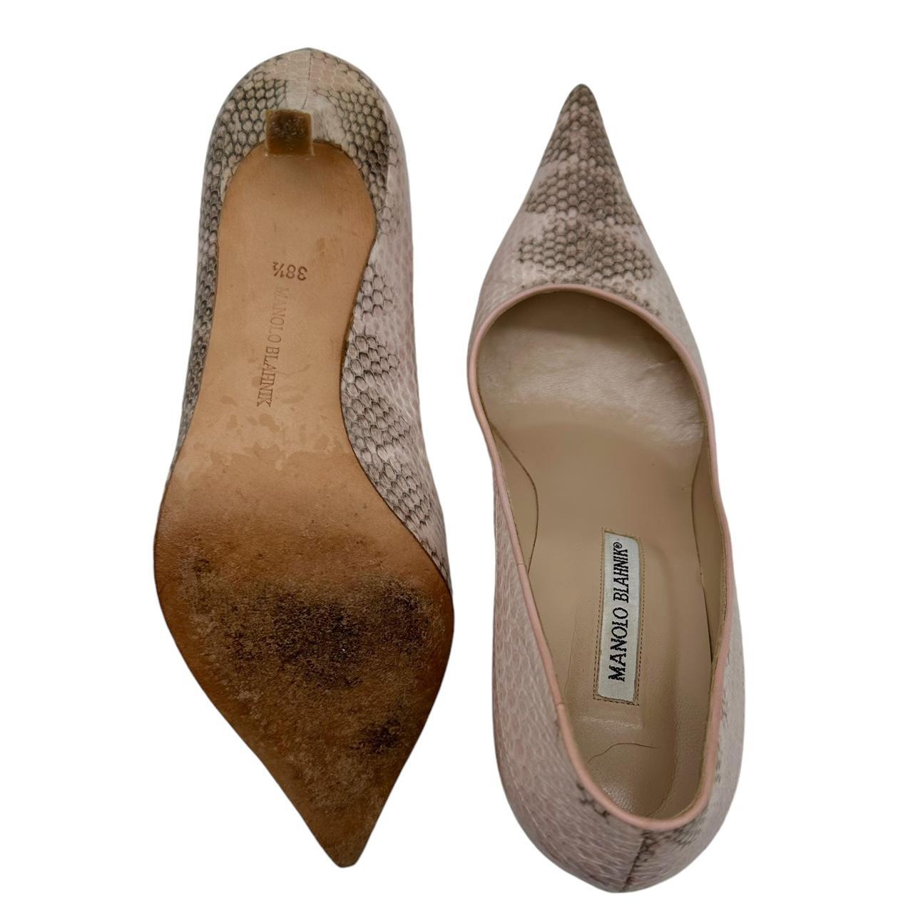Manolo Blahnik Pink Snakeskin Pointed Toe Heels - Outfit Repeater