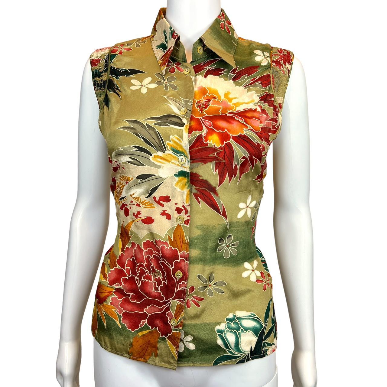 Gucci By Tom Ford S/S 2002 Floral Print Sleeveless Silk Button Up Blouse