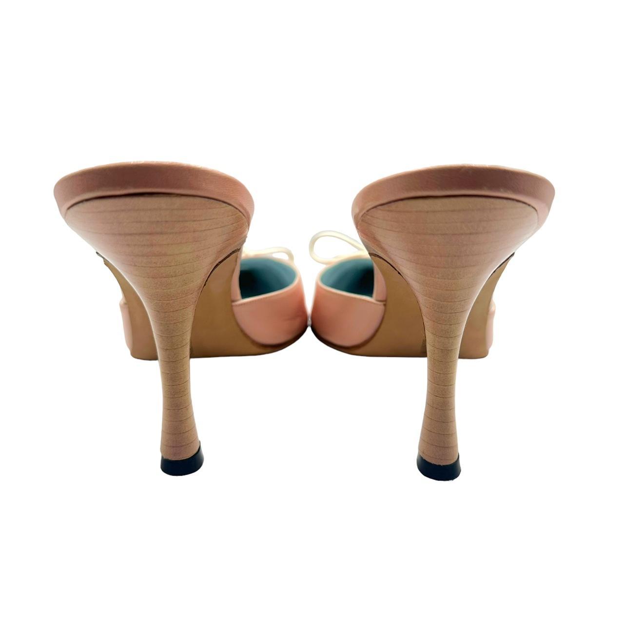 Manolo Blahnik Pink Leather Heeled Pointed Toe Mules