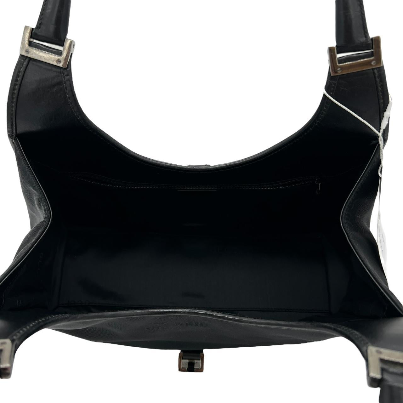 Gucci Jackie Black Canvas and Leather Shoulder Bag - Outfit Repeater