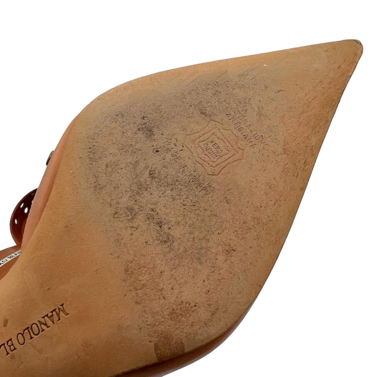 Manolo Blahnik Brown Leather Pointed Toe Kitten Heel Mules