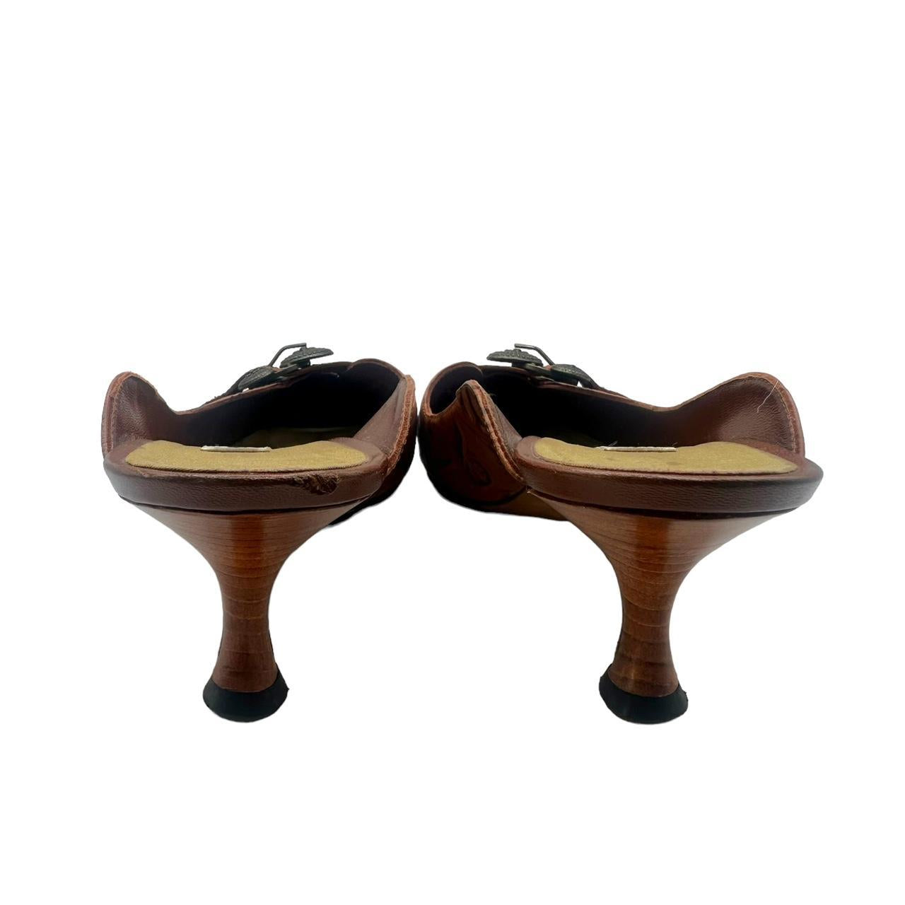 Manolo Blahnik Brown Embossed Leather Kitten Heel Mules
