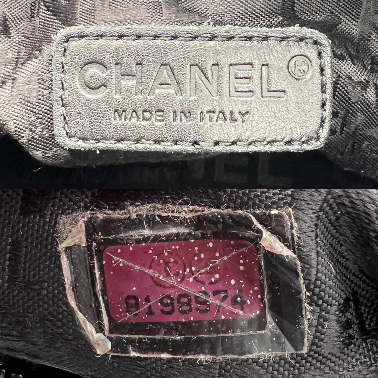 Chanel Black Chocolate Bar Quilted Leather Boston Bag - Outfit Repeater